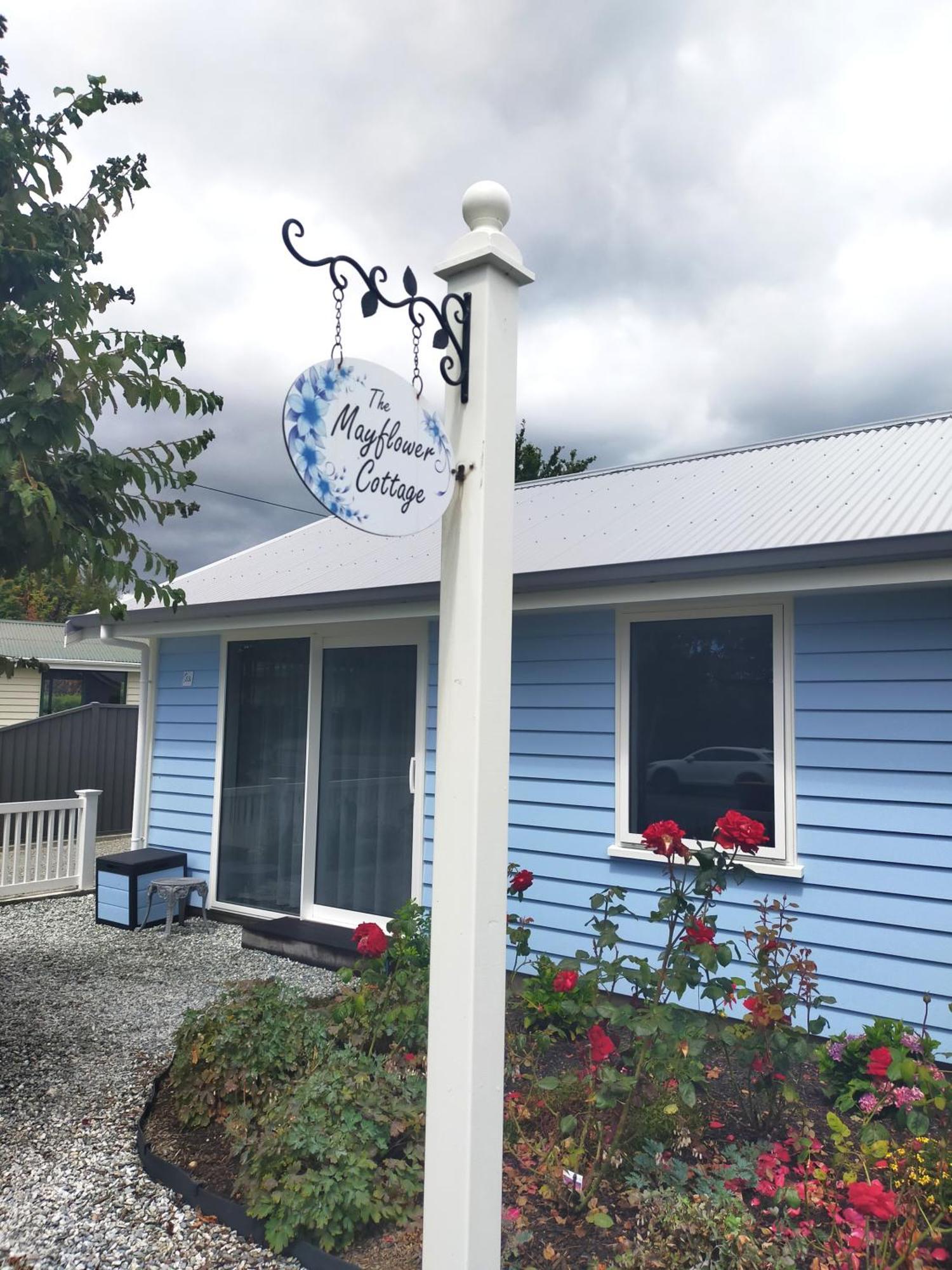 The Mayflower Cottage Te Anau Buitenkant foto